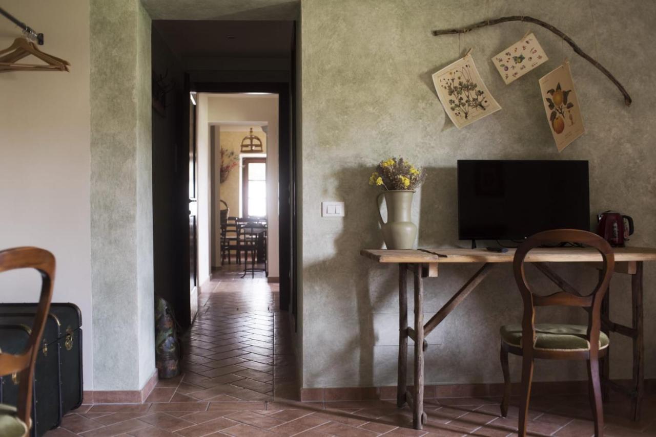 ホテル La Bugia Del Sensale San Donato in Poggio エクステリア 写真